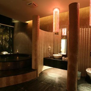 Standard Double Room Spa Bath Check after 2000